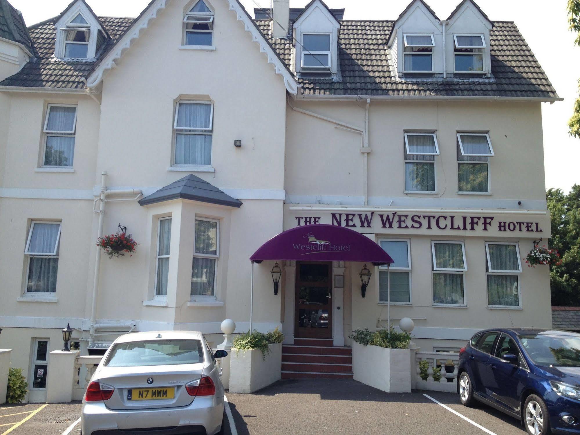 New Westcliff Отель 3*